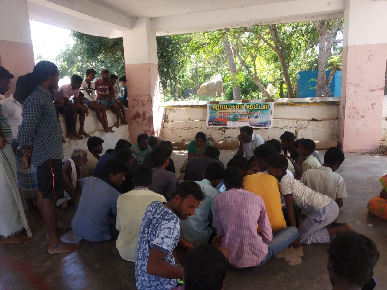 முதியோர் உதவித்தொகைக்கு ரூ.3000 லஞ்சம்... இளைஞர்களின் கேள்வியால் அதிர்ந்த தென்பசியார் கிராமசபை!