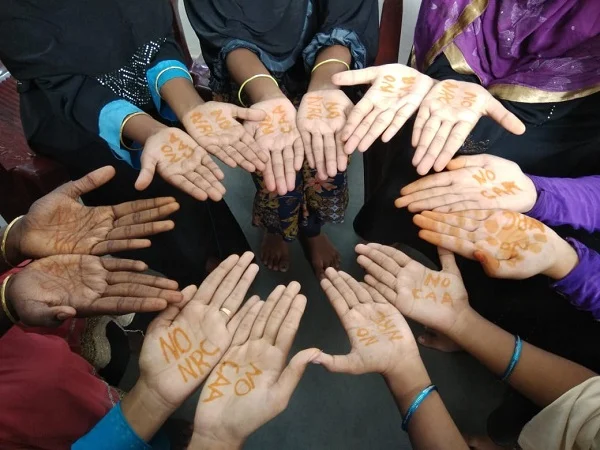 மெகந்தி போராட்டம்
