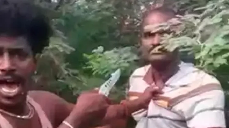 சிஐஎஸ்எப் வீரரை கத்தியால் மிரட்டும் கஞ்சா மணி