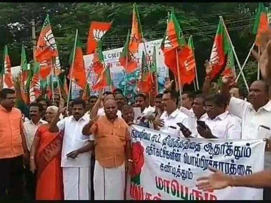 `வேட்பாளர் ஒருவருக்கு ரூ.20,000; ஒரு கோடிக்கும் மேல் கையாடல்!' சேலம் பா.ஜ.க உள்ளாட்சிப் புகைச்சல்