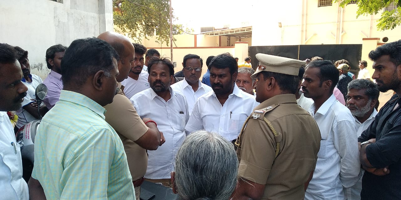 வாக்குவாதம்