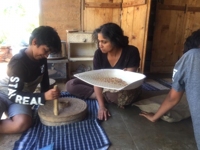 மகன்களுடன் விஷாலா