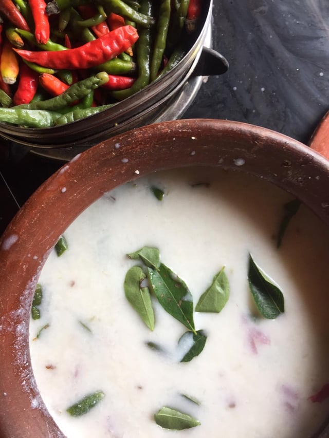 கிஷோர் வீட்டில் காலை உணவு