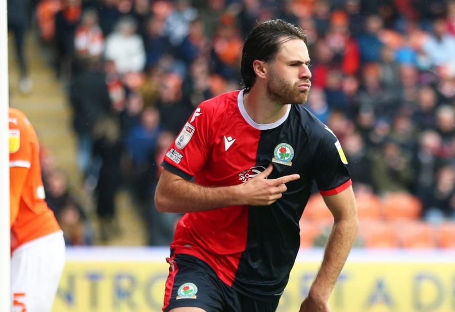 West Ham United should make last minute move for Ben Brereton Diaz after latest scouting mission